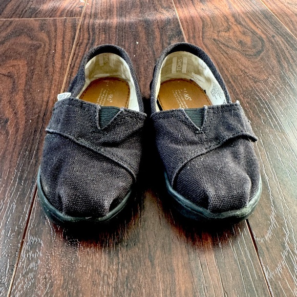 Black Toms for Toddler - Picture 2 of 4